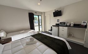 Leopard Hotel Waipukurau 3*