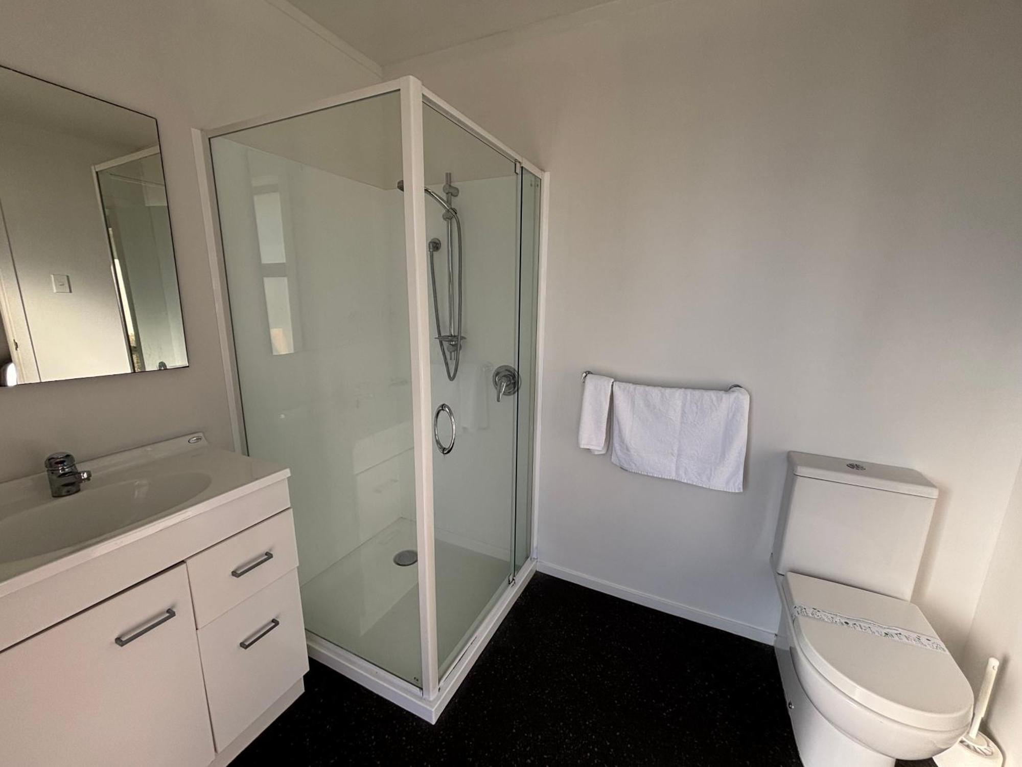 Leopard Hotel Waipukurau Exterior photo